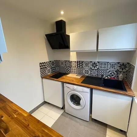Le Sunny-Hyper Centre -Proche Gare - Paisible -Wifi Hd -Netflix-Ideal Couple Business Et Famille Niort Exterior photo